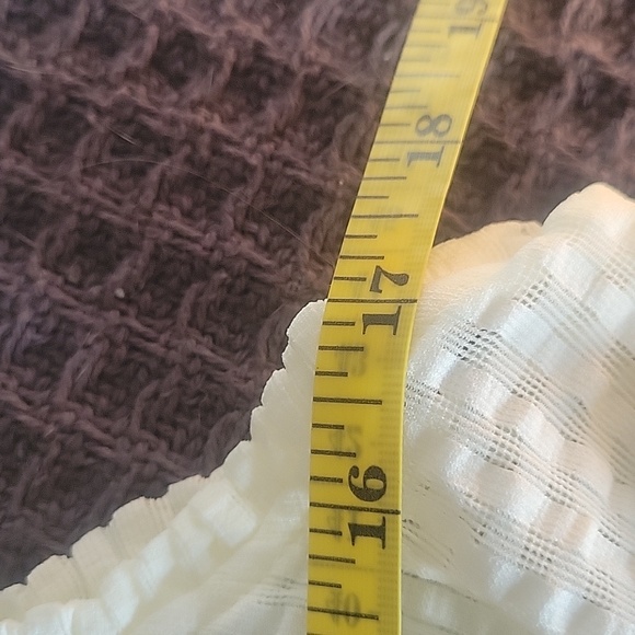 Anthropologie White Textured Tank Top - Picture 4 of 7